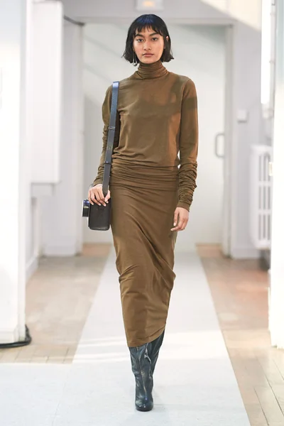 Look 20
